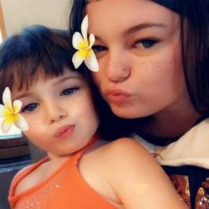 Meet your Posher, Lexie